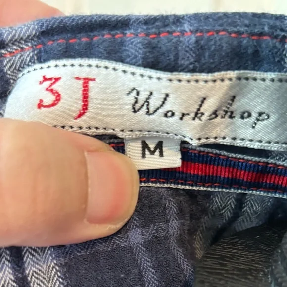 Johnny Was / 3J Workshop Embroidered Blue Ruffled Flannel Size Medium - Picture 13 of 14